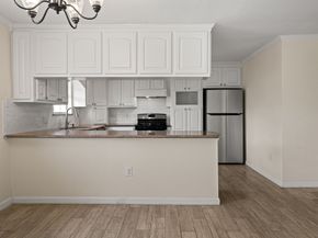 5719 Cerritos Drive, Houston TX 77035