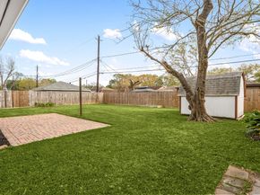 5719 Cerritos Drive, Houston TX 77035