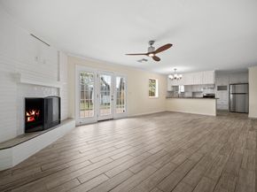 5719 Cerritos Drive, Houston TX 77035