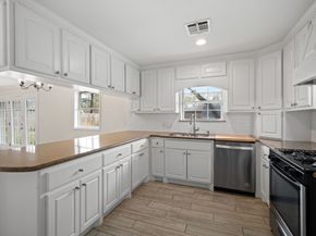 5719 Cerritos Drive, Houston TX 77035