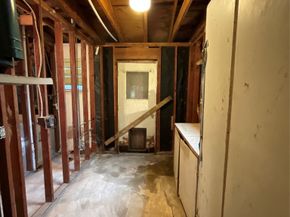 8818 Mobud Drive, Houston TX 77036