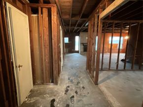 8818 Mobud Drive, Houston TX 77036