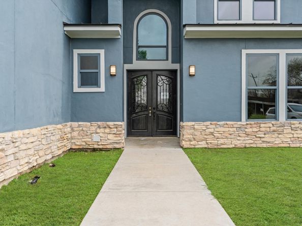 5215 Kelso Street, Houston TX 77021