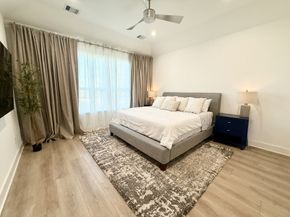 2806 Versailles Oak Lane, Houston TX 77092