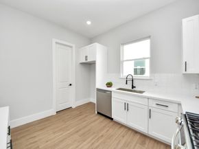 4812 Cochran Street, Houston TX 77009