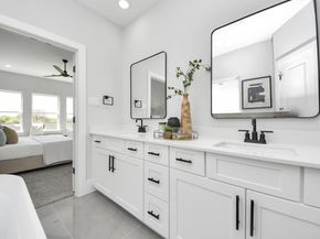 4812 Cochran Street, Houston TX 77009