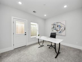 4812 Cochran Street, Houston TX 77009