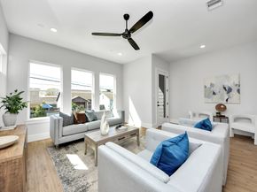 1207 Cavalcade Street A, Houston TX 77009
