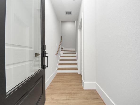 1207 Cavalcade Street A, Houston TX 77009