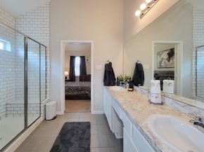 10719 Stella Pond Lane, Houston TX 77016