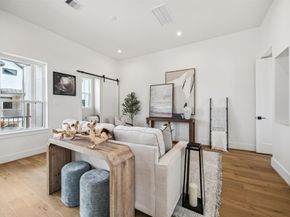 2214 Dennis Street, Houston TX 77004