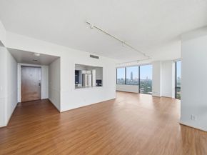 15 Greenway Plaza 25J, Houston TX 77046