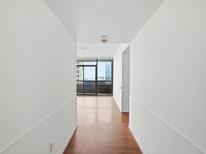 15 Greenway Plaza 25J, Houston TX 77046