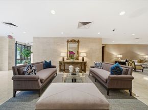 15 Greenway Plaza 25J, Houston TX 77046