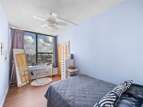 15 Greenway Plaza 25J, Houston TX 77046