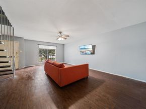 8216 Fondren Road 8216, Houston TX 77074