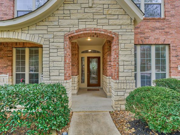 7 Vincent Court, The Woodlands TX 77382