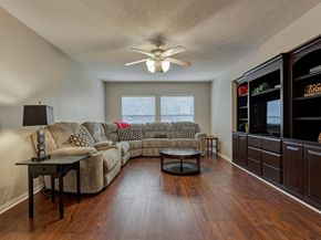 7 Vincent Court, The Woodlands TX 77382