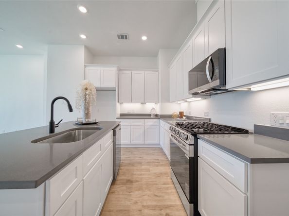 5324 Rue Street, Houston TX 77033