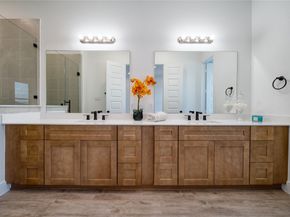 5324 Rue Street, Houston TX 77033