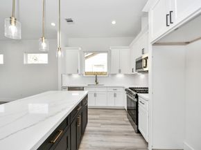 7012 Saint Augustine Street, Houston TX 77021