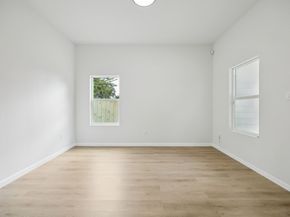 301 Cartersville Street, Houston TX 77029