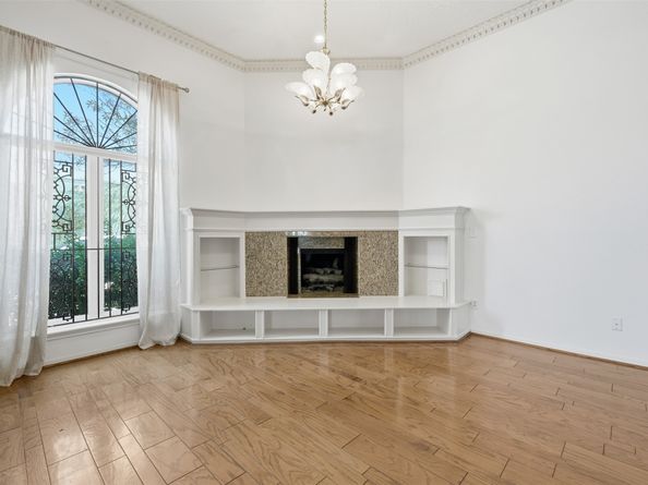 4063 Breakwood Drive, Houston TX 77025