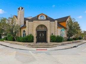 4063 Breakwood Drive, Houston TX 77025