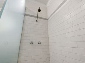 2403 Ansbury Drive, Houston TX 77018