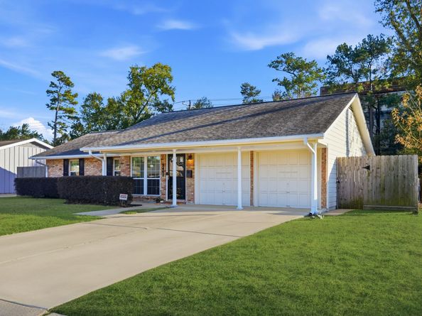 2403 Ansbury Drive, Houston TX 77018