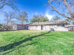 6110 Guadalupe Street, Houston TX 77016
