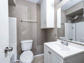 6110 Guadalupe Street, Houston TX 77016