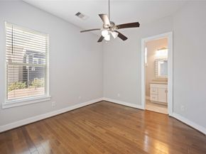 1005 Bingham Street 5, Houston TX 77007