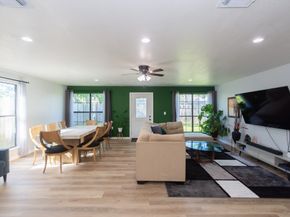 3718 Prudence Drive, Houston TX 77045