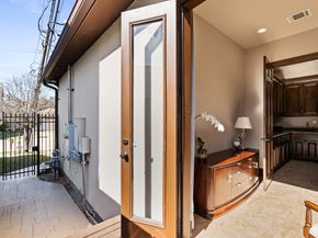 3751 Aberdeen Way, Houston TX 77025