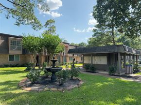 12633 Memorial Drive 74, Houston TX 77024