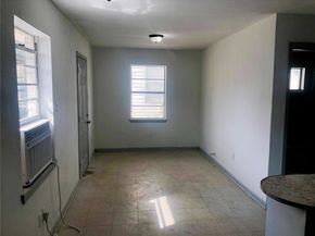 404 James Street, Houston TX 77009