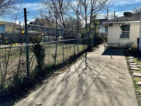 404 James Street, Houston TX 77009