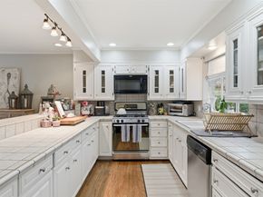 4054 Dumbarton Street, Houston TX 77025