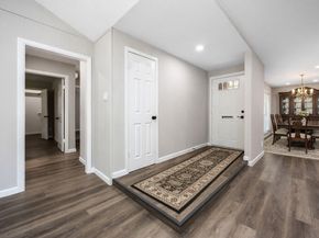 8826 Tanager Street, Houston TX 77036