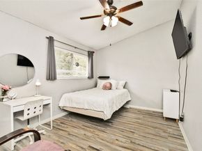 9234 Westwood Village Drive 17, Houston TX 77036