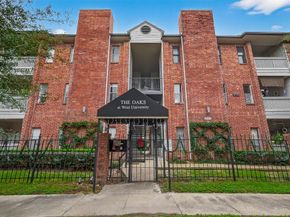 4041 Drake Street 118, Houston TX 77005