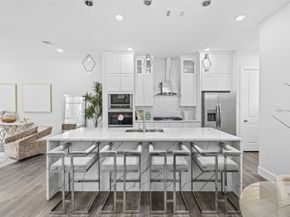 4011 Ward Street, Houston TX 77021