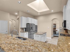 10 Pilot Rock Place, Tomball TX 77375