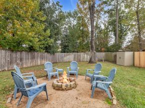 10 Pilot Rock Place, Tomball TX 77375