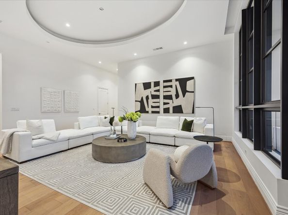 2323 San Felipe Street 1101, Houston TX 77019