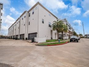 5849 E Post Oak Lane, Houston TX 77055