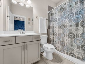 5849 E Post Oak Lane, Houston TX 77055