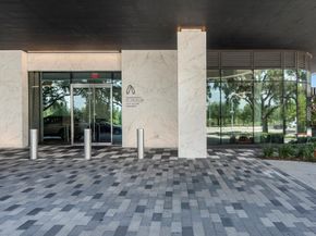 1711 Allen Parkway 2102, Houston TX 77019