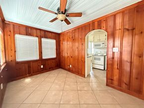 446 Zoe Street, Houston TX 77020